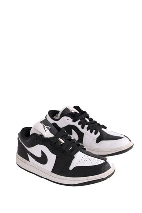 Baskets Nike Noir en Cuir