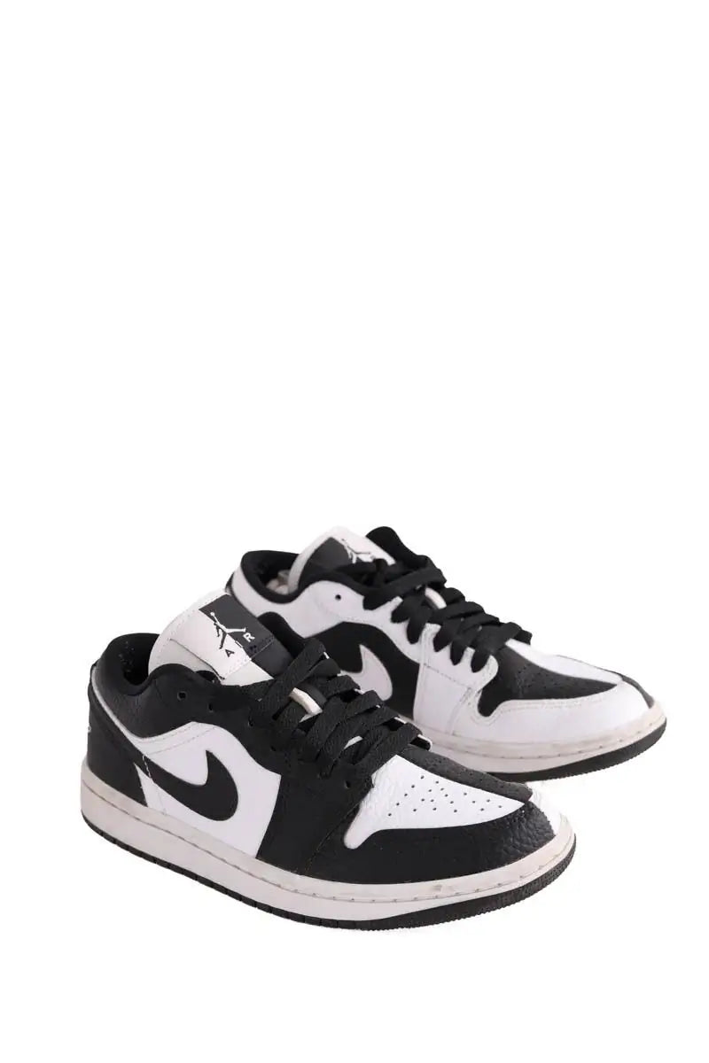 Baskets Nike Noir en Cuir