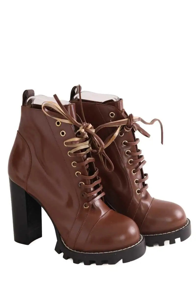 Boots à lacets Louis Vuitton Marron en Cuir