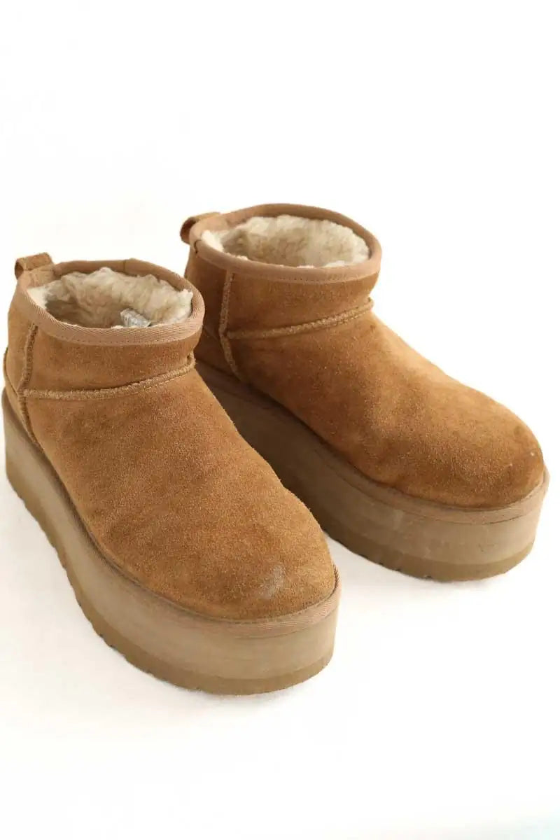 Boots fourées Ugg Classic Ultra Mini à plateforme Camel en Daim