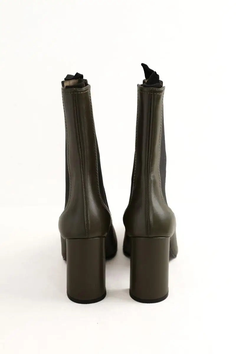 Boots Nina Ricci Kaki en Cuir