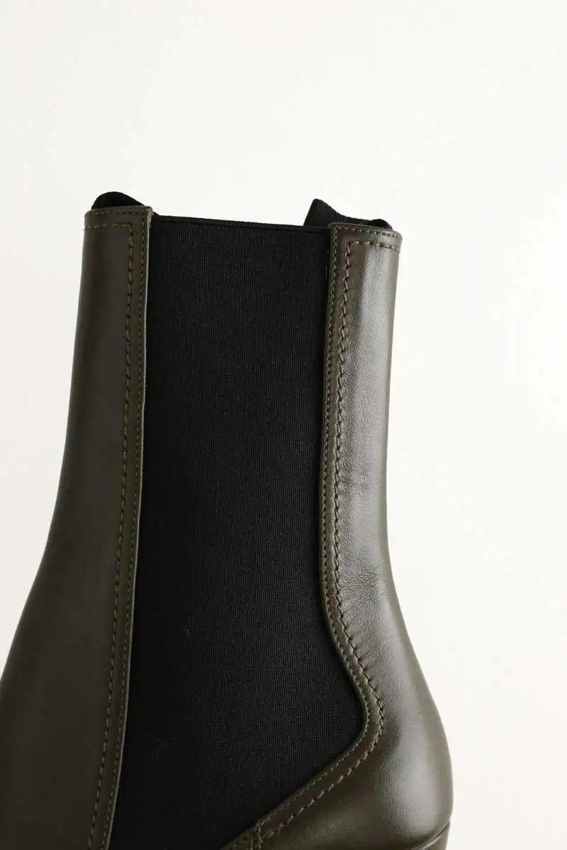 Boots Nina Ricci Kaki en Cuir