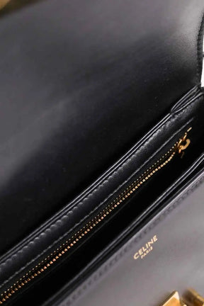 Sac à bandoulière Celine Triomphe Teen Noir en Cuir