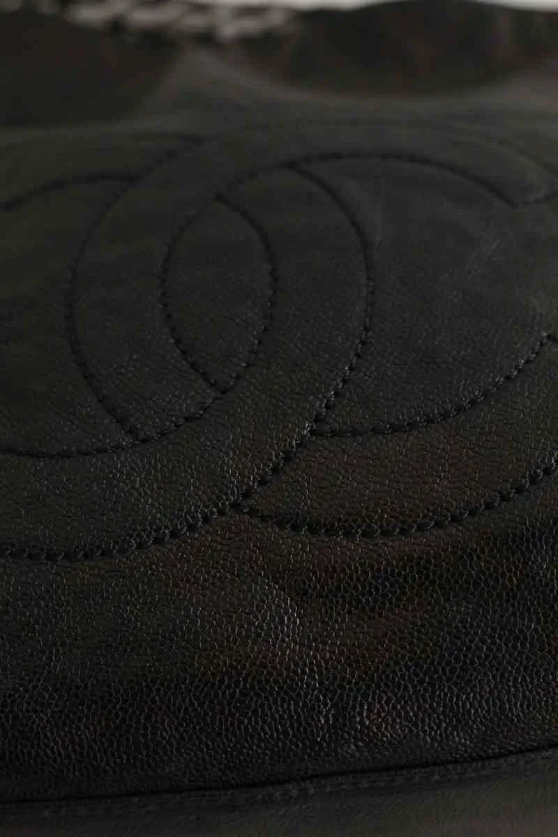 Cabas Chanel chanel cabas shopping cuir noir Noir en Cuir