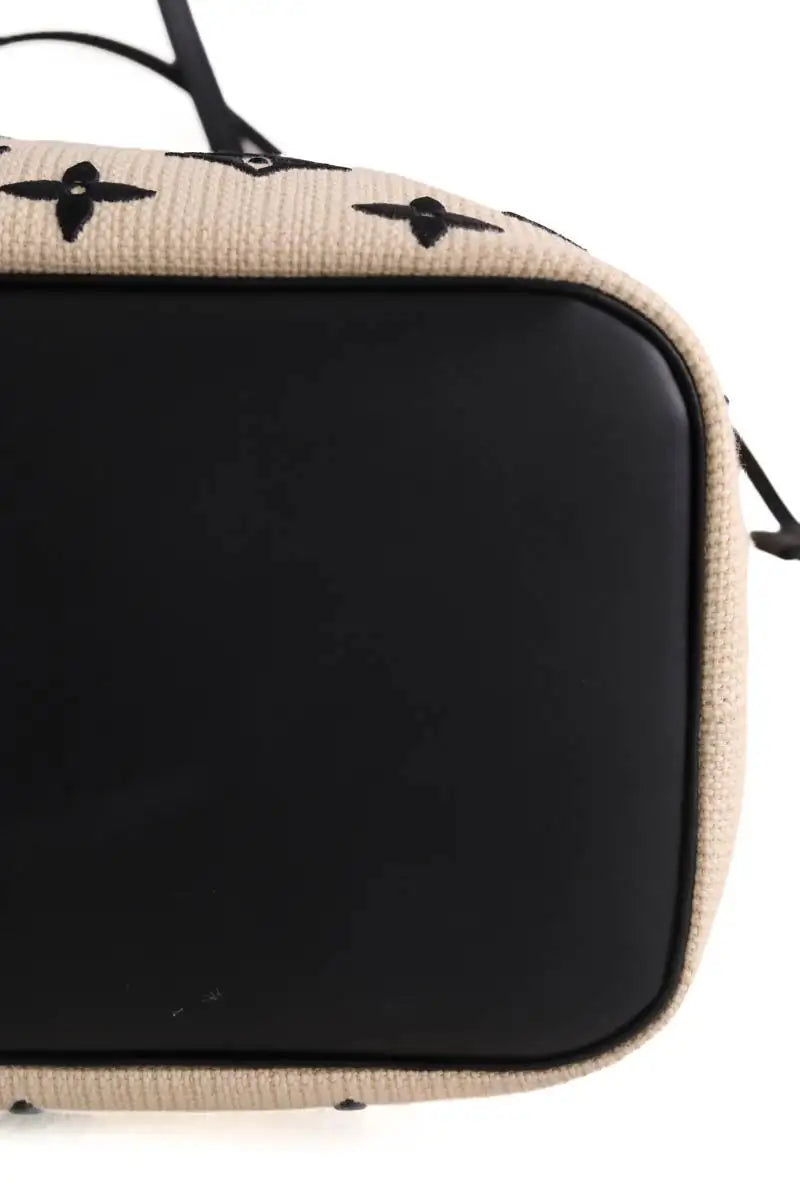 Cabas Louis Vuitton Neverfull MM Beige en Cuir