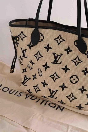 Cabas Louis Vuitton Neverfull MM Beige en Cuir