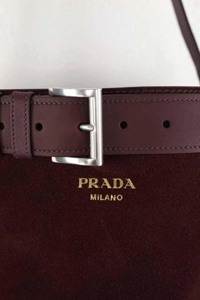 Cabas Prada Buckle Bordeaux en Daim