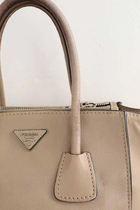 Cabas Prada City twin pocket Beige en Cuir