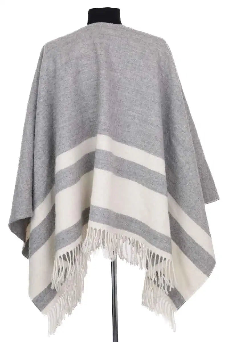 Cape Claudie Pierlot Gris en Laine
