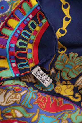 Carré Celine Multicolore en Soie