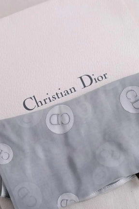 Carré Dior Gris en Soie
