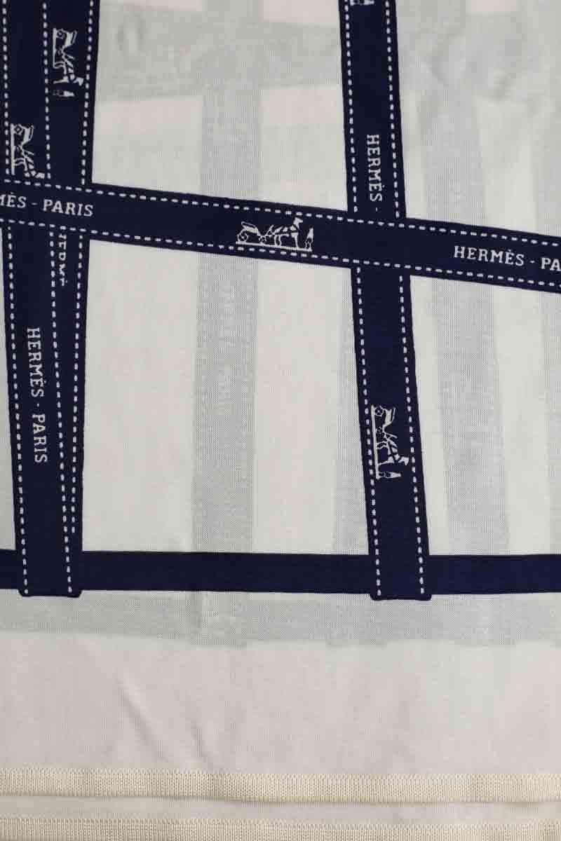 Carré Hermès Blanc en Soie