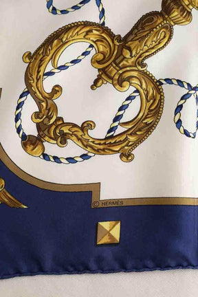 Carré Hermès Bleu en Soie