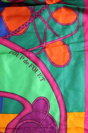 Carré Hermès Coup De Fouet Multicolore en Soie