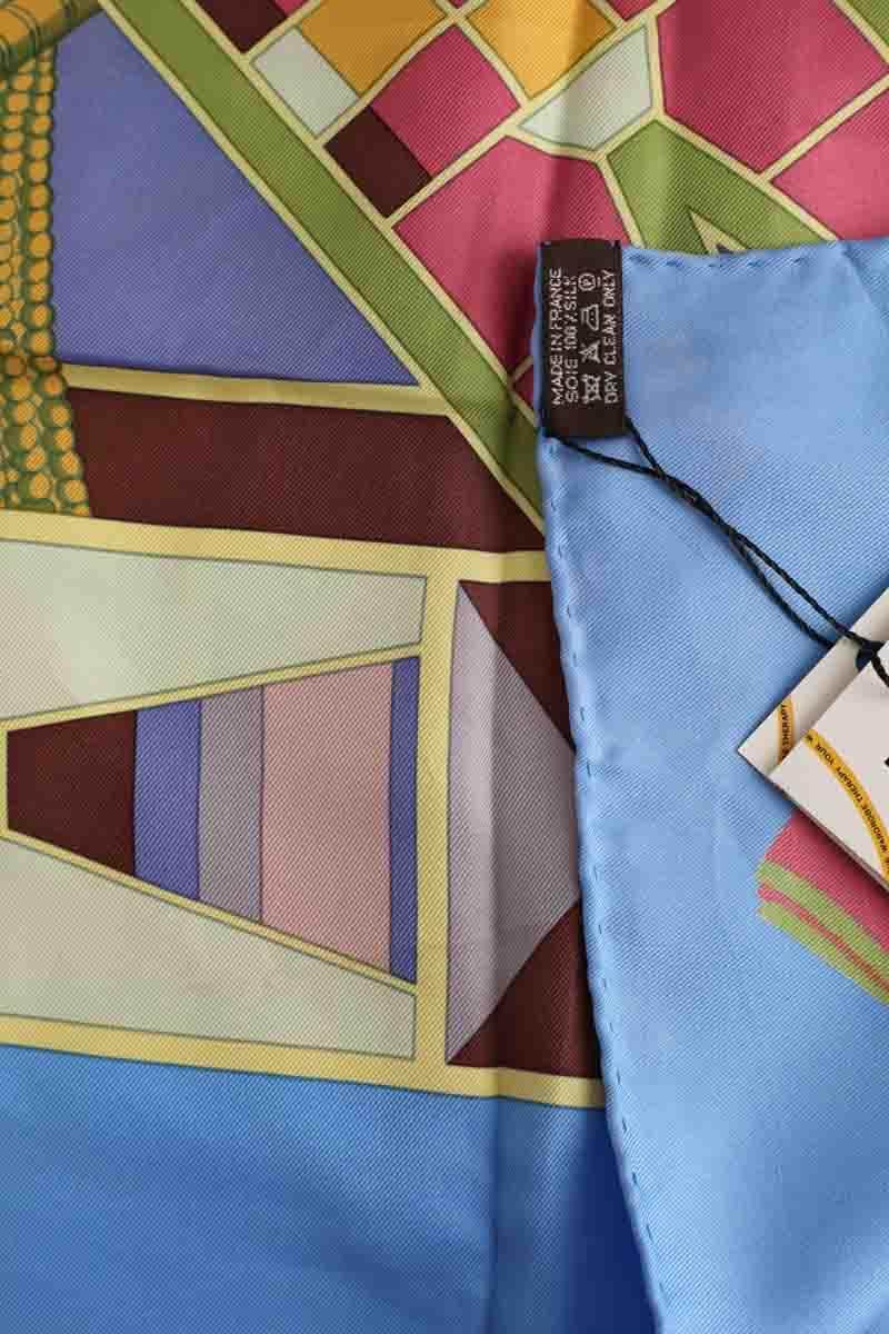 Carré Hermès L'Art Indien Des Plaines Multicolore en Soie