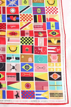 Carré Hermès Multicolore en Soie
