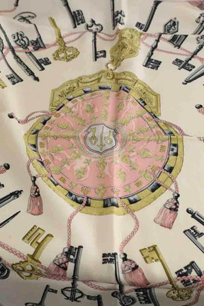 Carré Hermès Rose en Soie