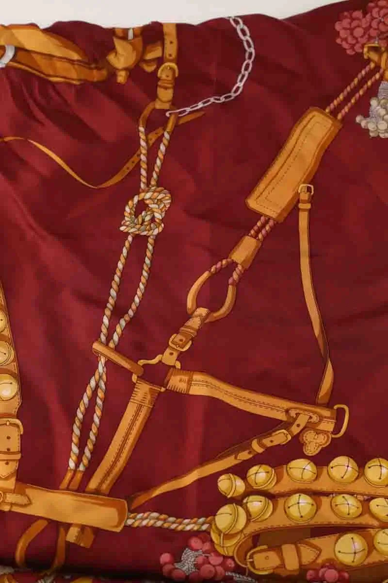 Carré Loewe Marron en Soie