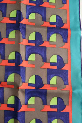 Carré Miu Miu Twill géométrique Multicolore en Soie