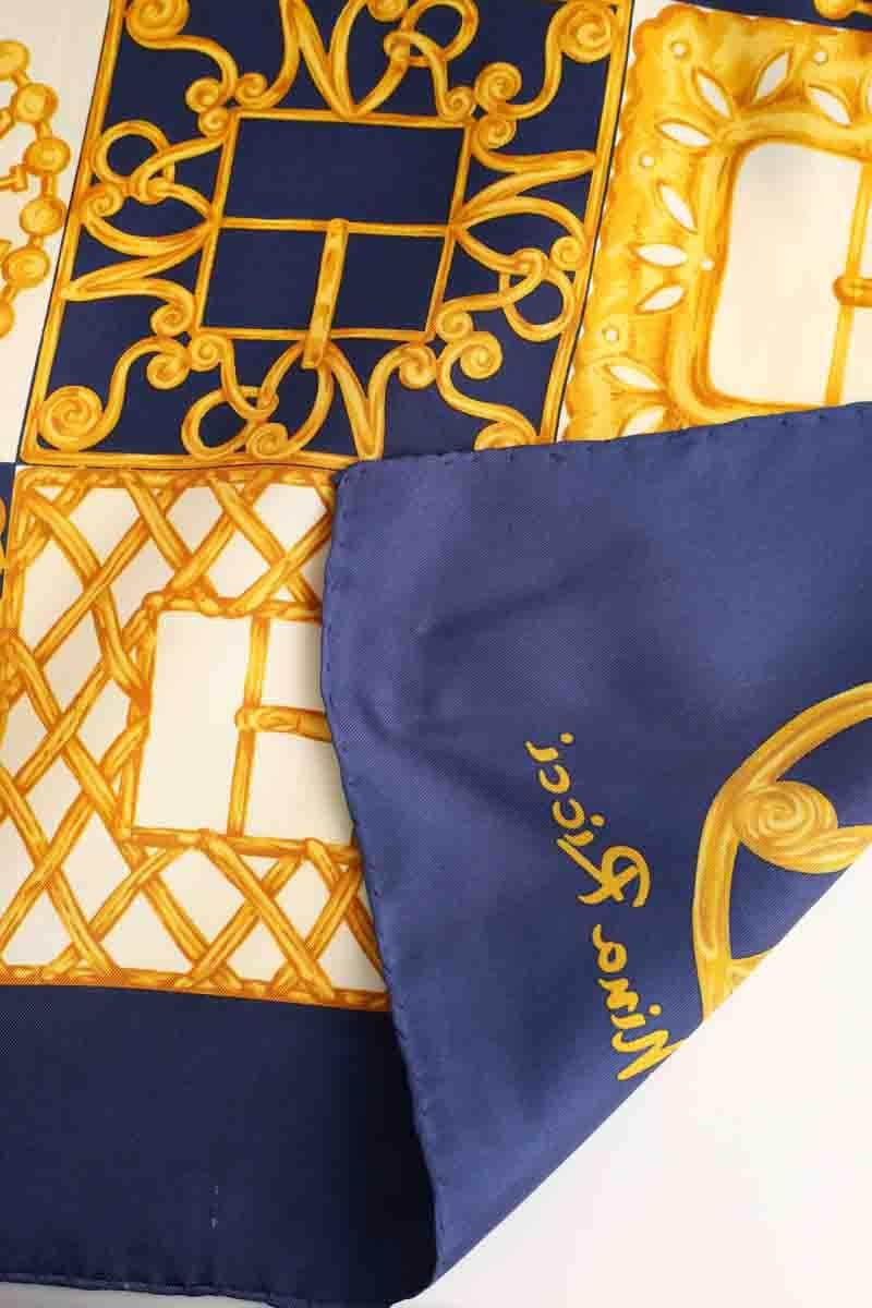 Carré Nina Ricci Bleu en Soie