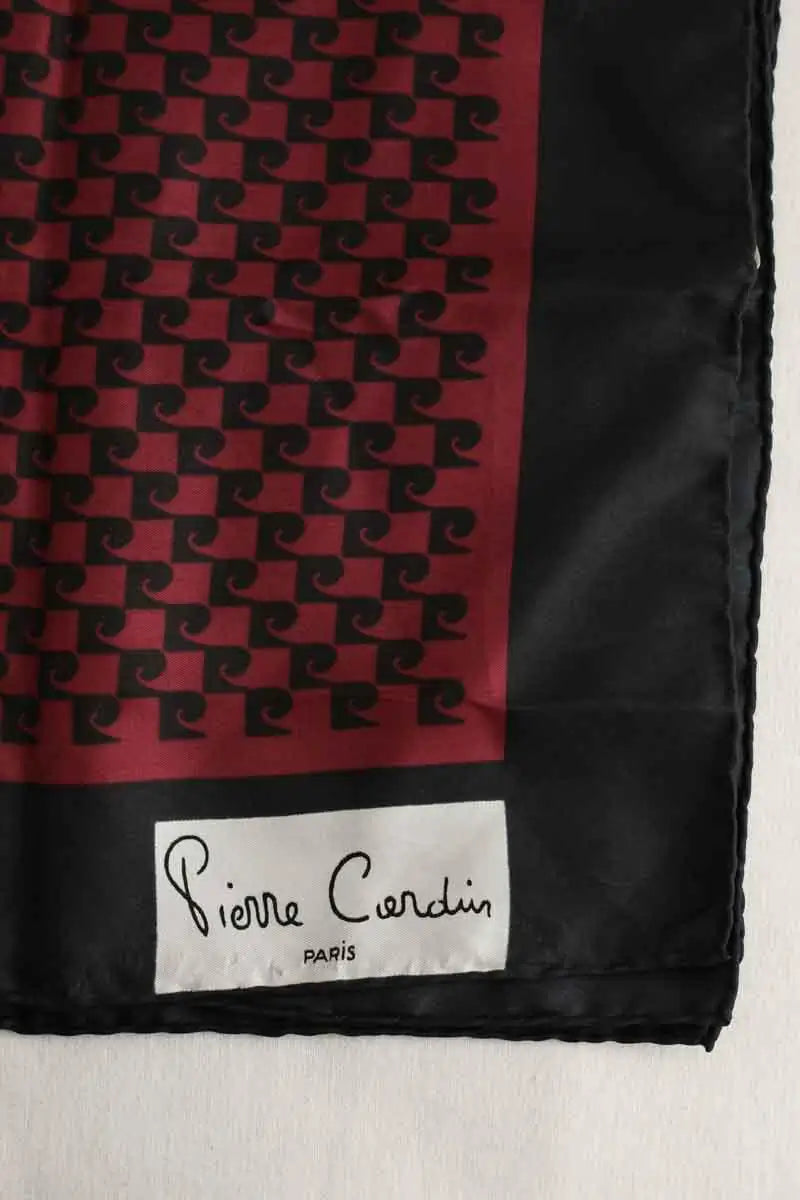 Carré Pierre Cardin Rouge en Soie