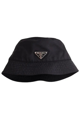 Chapeau Prada Noir en Synthétique, taille M - Seconde Main