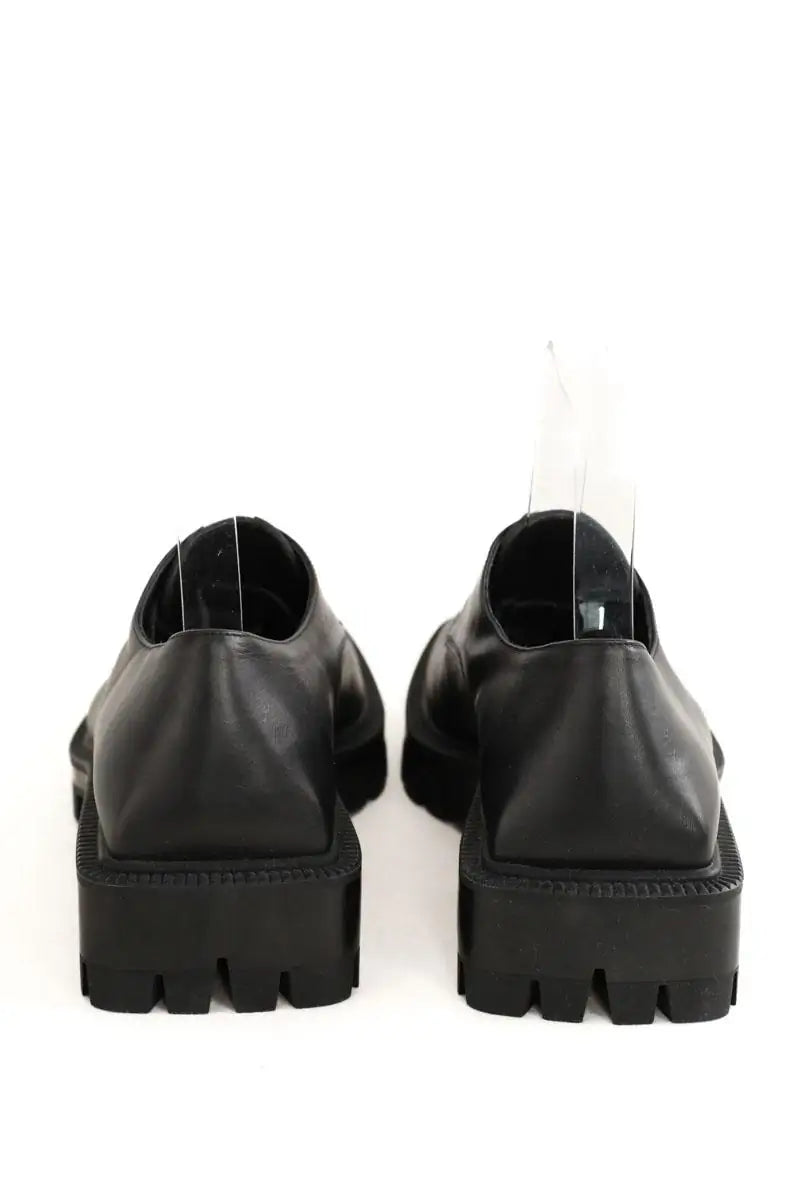Chaussures à lacets Balenciaga Noir en Cuir