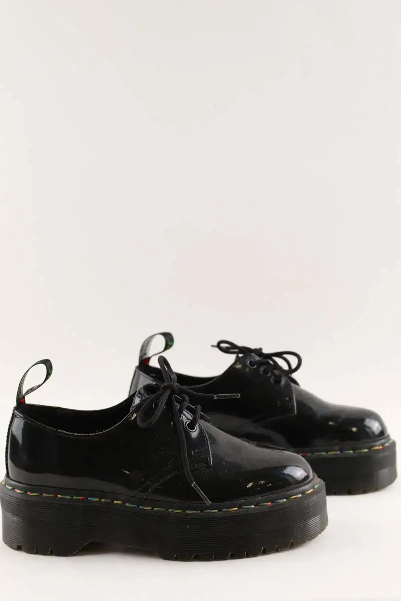 Chaussures à lacets Dr. Martens Noir en Cuir verni
