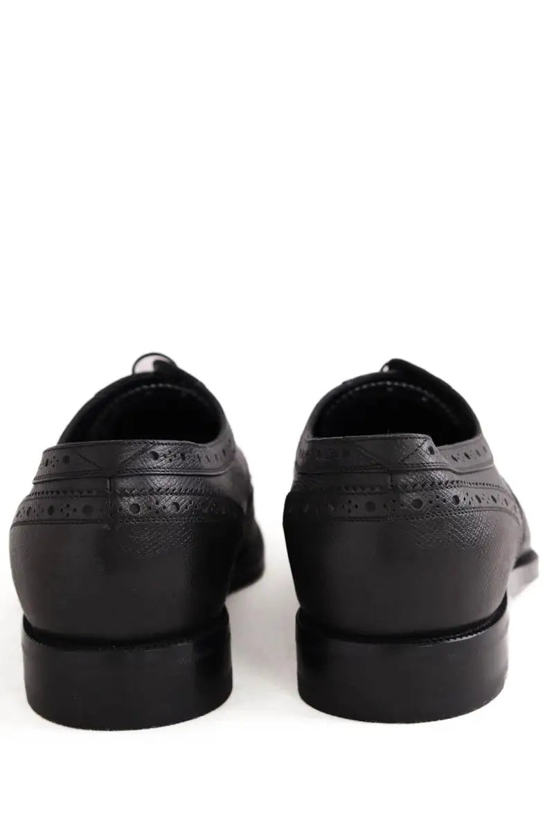 Chaussures à lacets Louis Vuitton Noir en Cuir