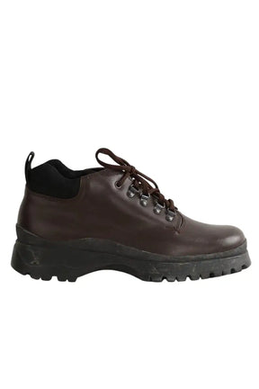 Chaussures à lacets Prada Marron en Cuir, taille 41 - Seconde Main