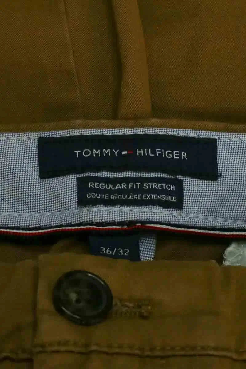 Pantalon droit Tommy Hilfiger Camel en Coton