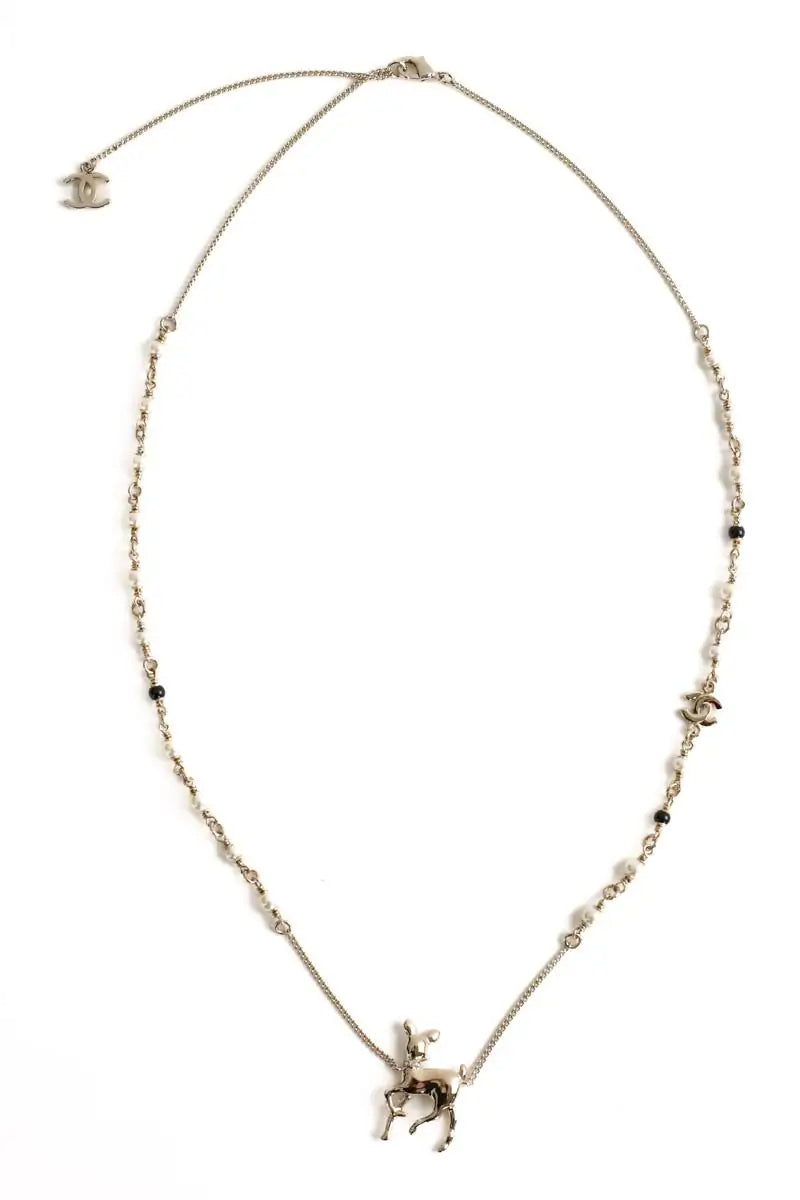 Collier Chanel Doré en Métal
