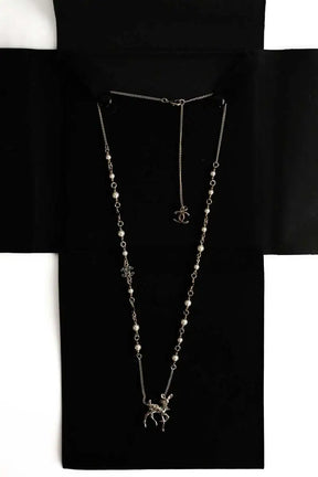 Collier Chanel Doré en Métal