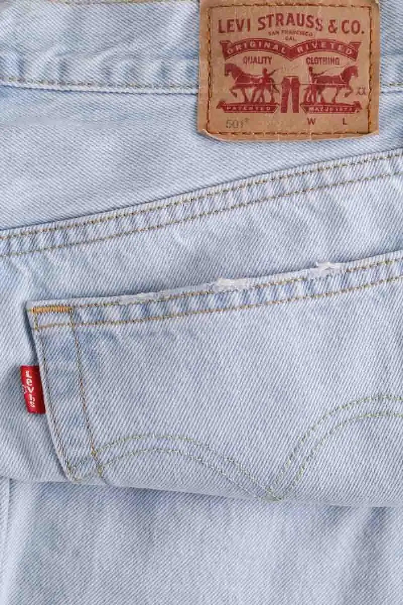 Jean droit Levi's Bleu en Coton