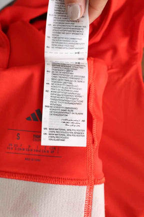 Sport Adidas  Rouge