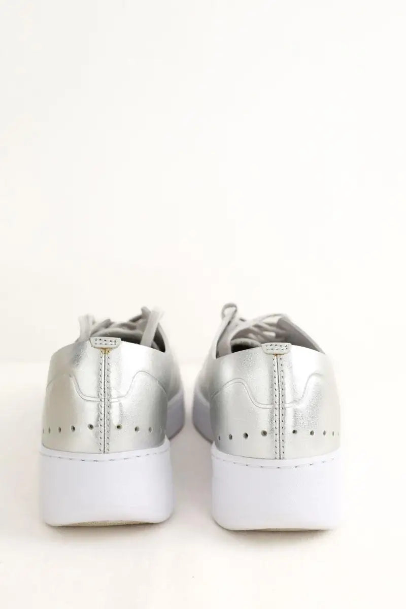 Baskets Lacoste  Argent
