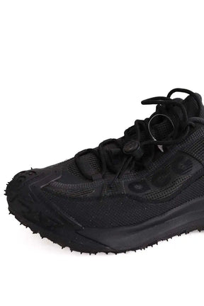 Baskets basses Nike Noir en Tissu