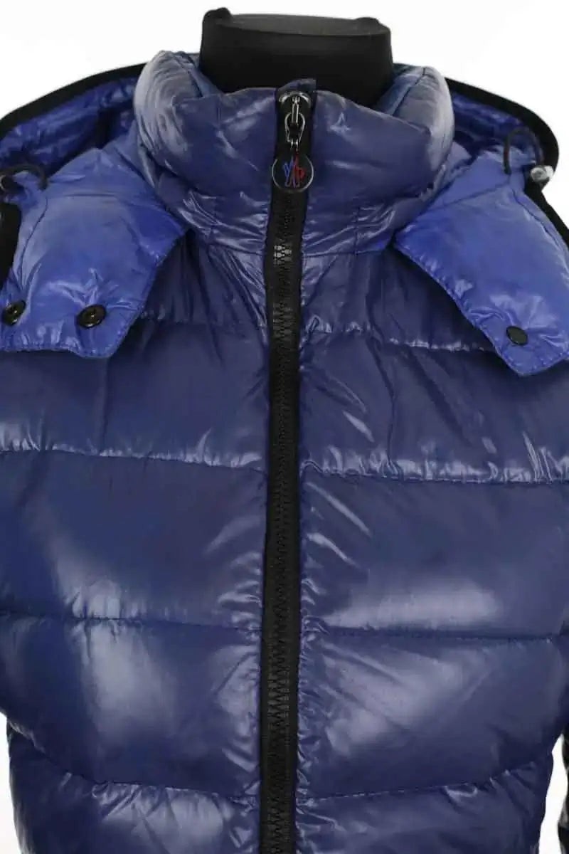 Doudoune Moncler Bleu en Synthétique