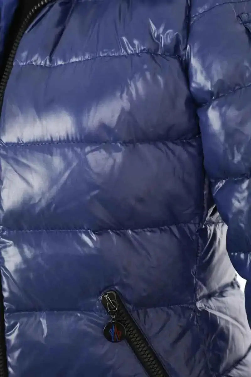 Doudoune Moncler Bleu en Synthétique