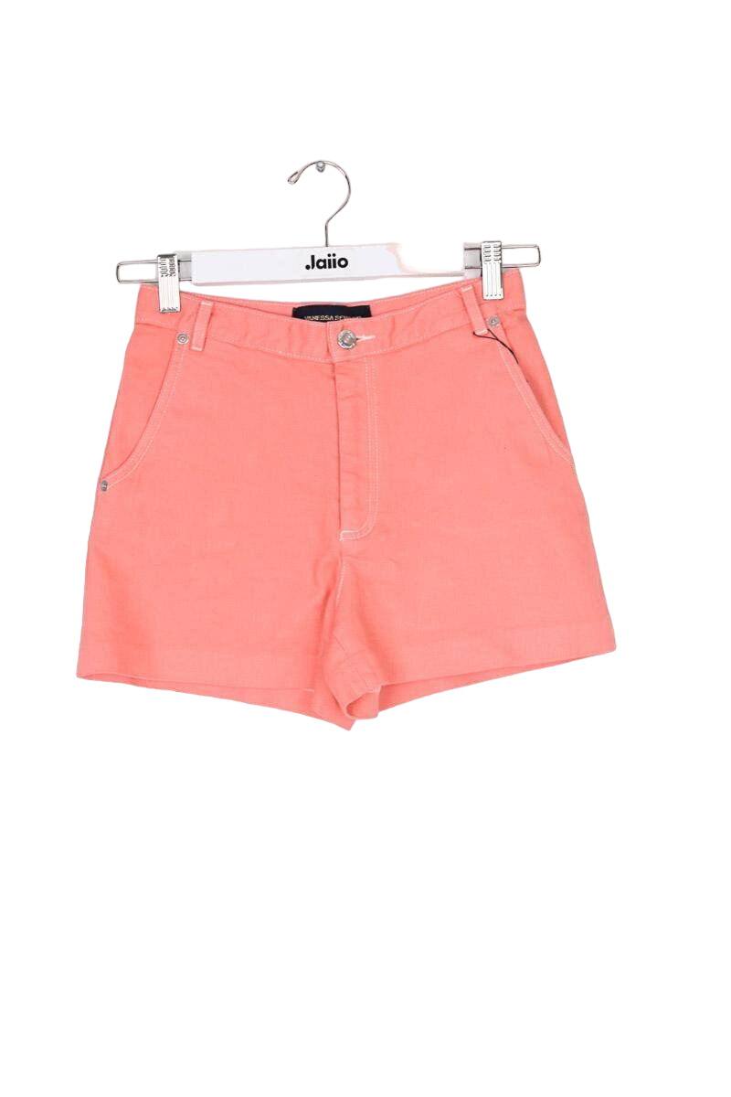 Short Vanessa Seward  Rose