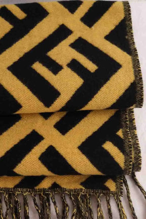 Foulard Fendi Jaune en Laine