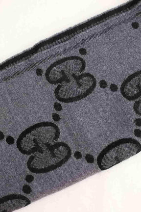 Foulard Gucci Foulard en jacquard de laine et soie GG Anthracite en Laine