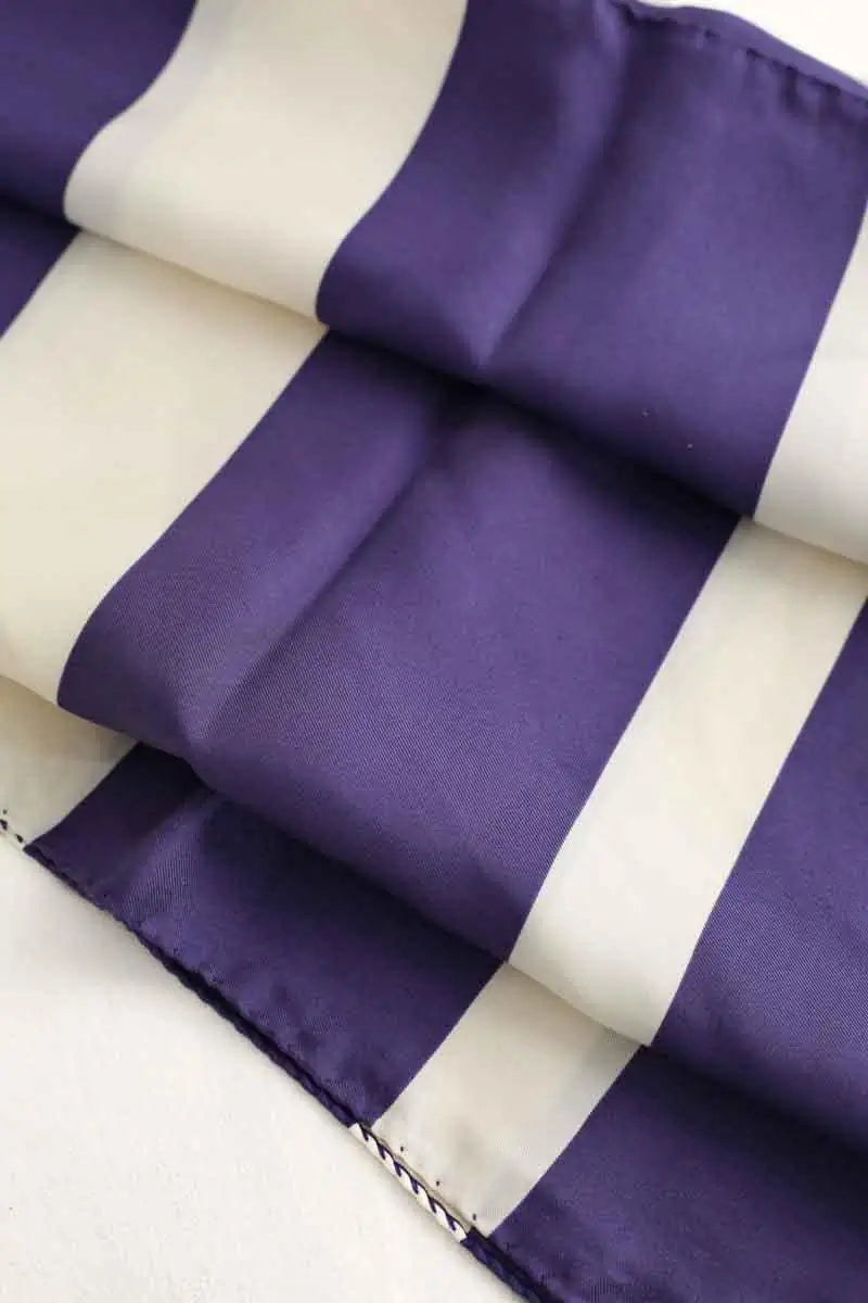 Foulard Saint Laurent Violet en Soie
