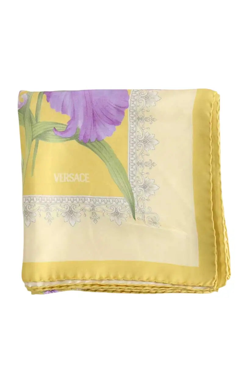Foulard Versace Jaune en Soie - Seconde Main