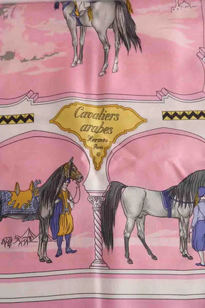 Carré Hermès Rose en Soie