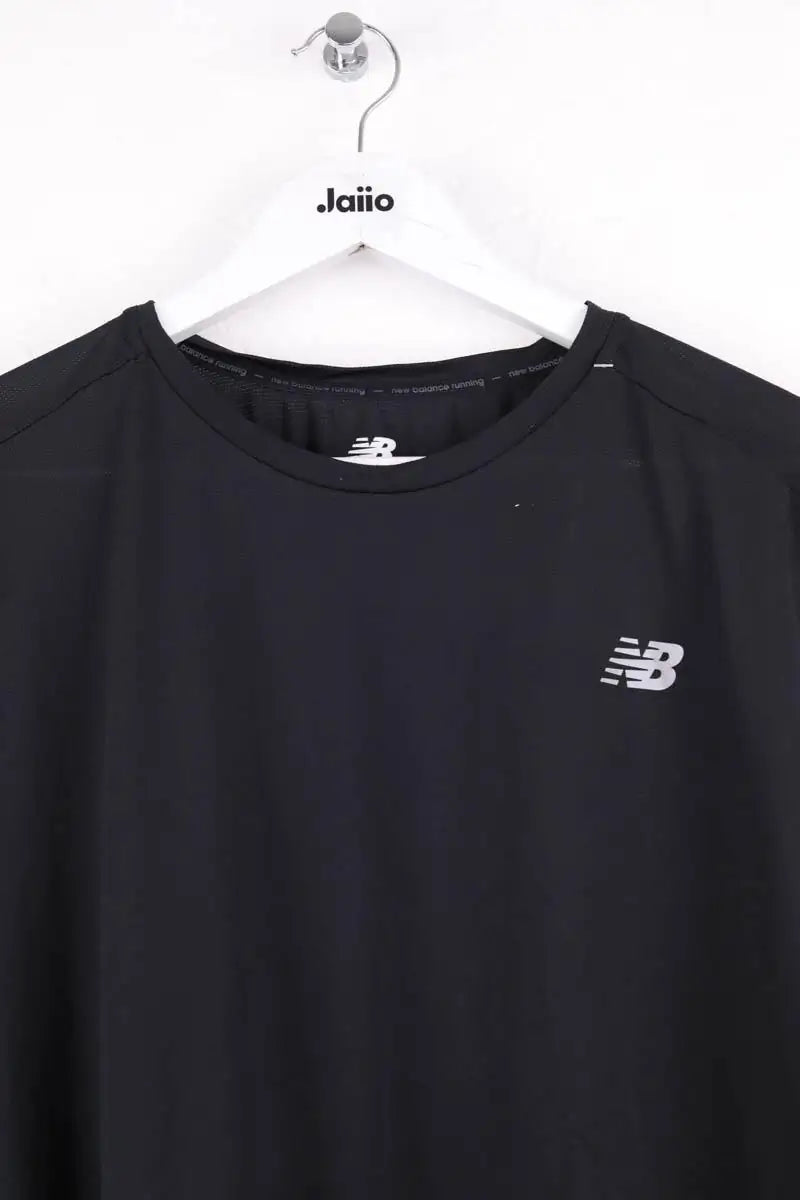 Haut de sport New Balance Noir en Synthétique