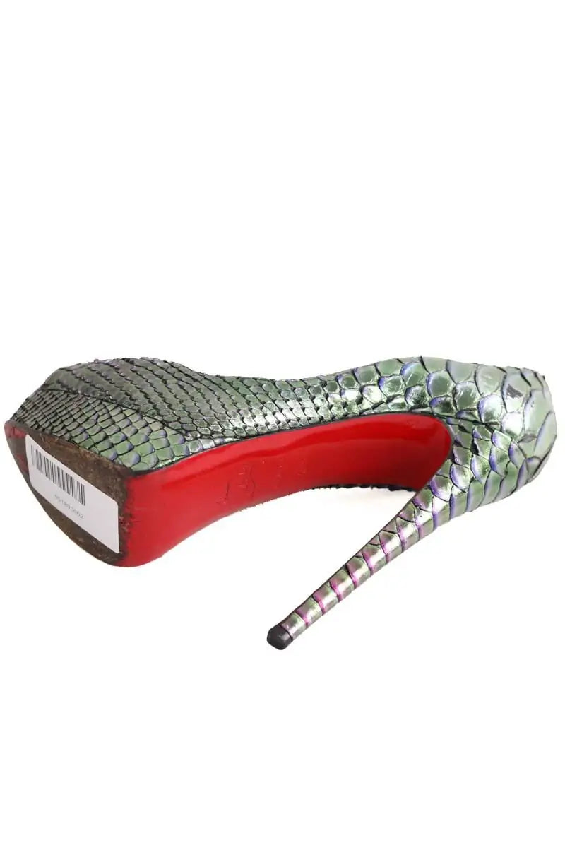 Talons Christian Louboutin Vert en Cuir