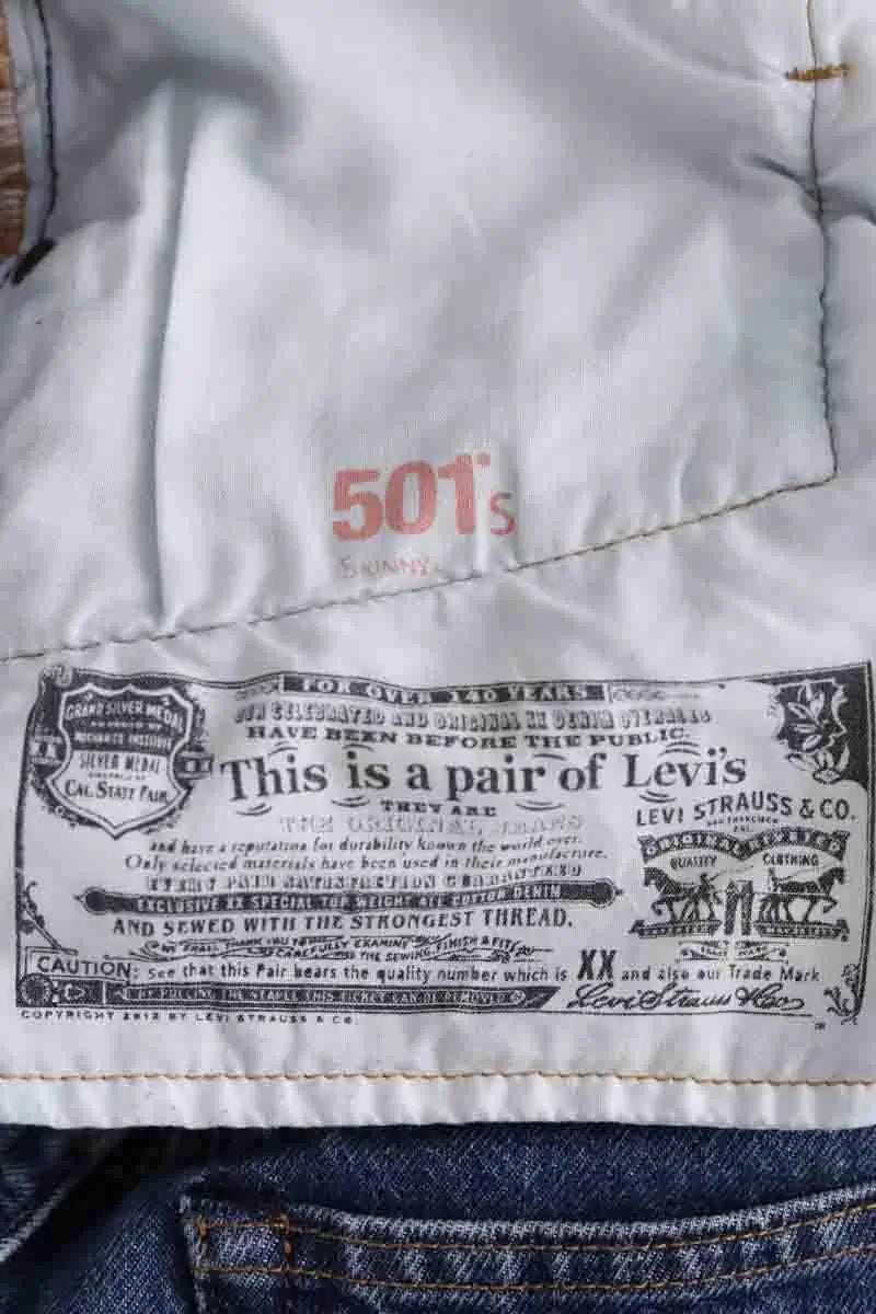 Jean droit Levi's 501 Bleu en Coton