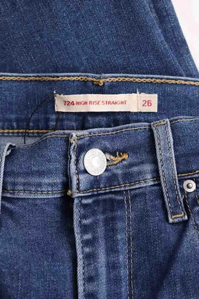 Jean droit Levi's 724 Bleu en Coton