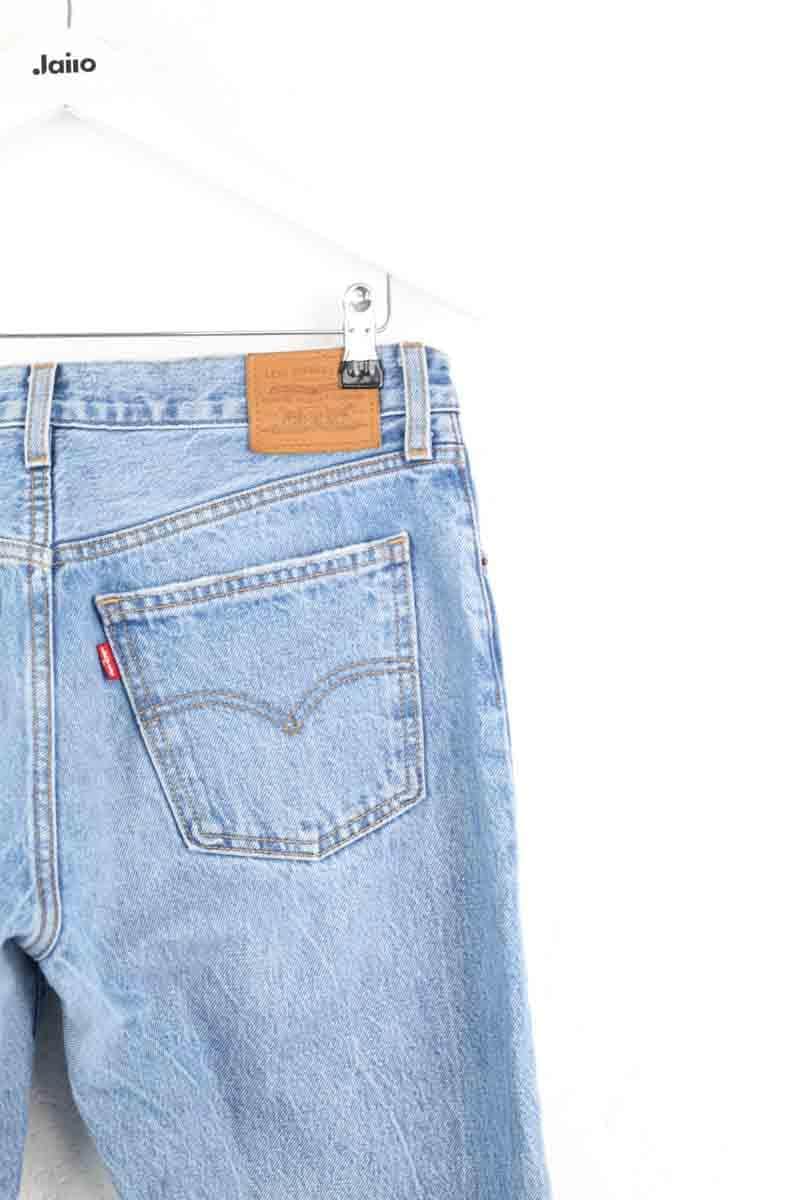 Jean droit Levi's Bleu en Coton